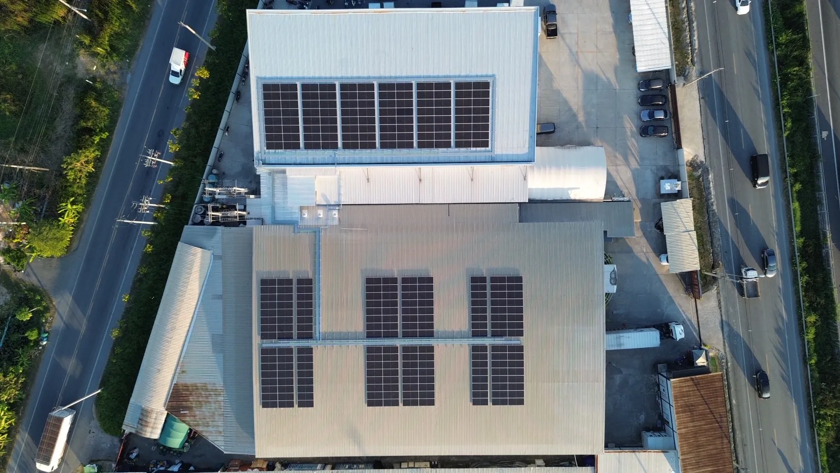 ติดตั้งโซลาร์เซลล์โรงงาน 160 kWp ลาดกระบัง | ผลงาน GEE Solar