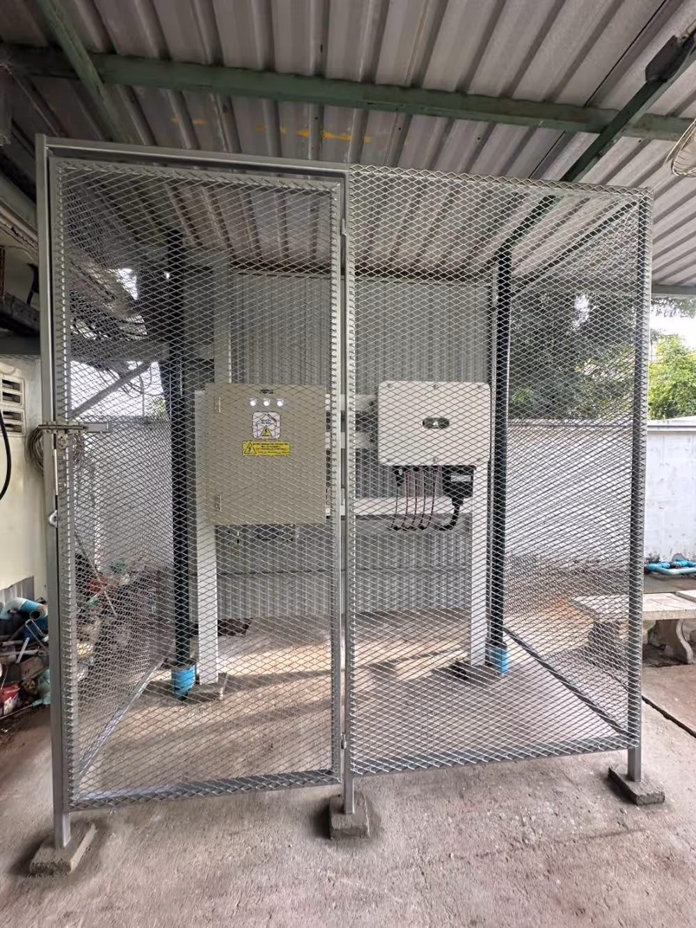 ผลงานติดตั้งโซลาร์เซลล์บ้านและโรงงาน by GEE Solar