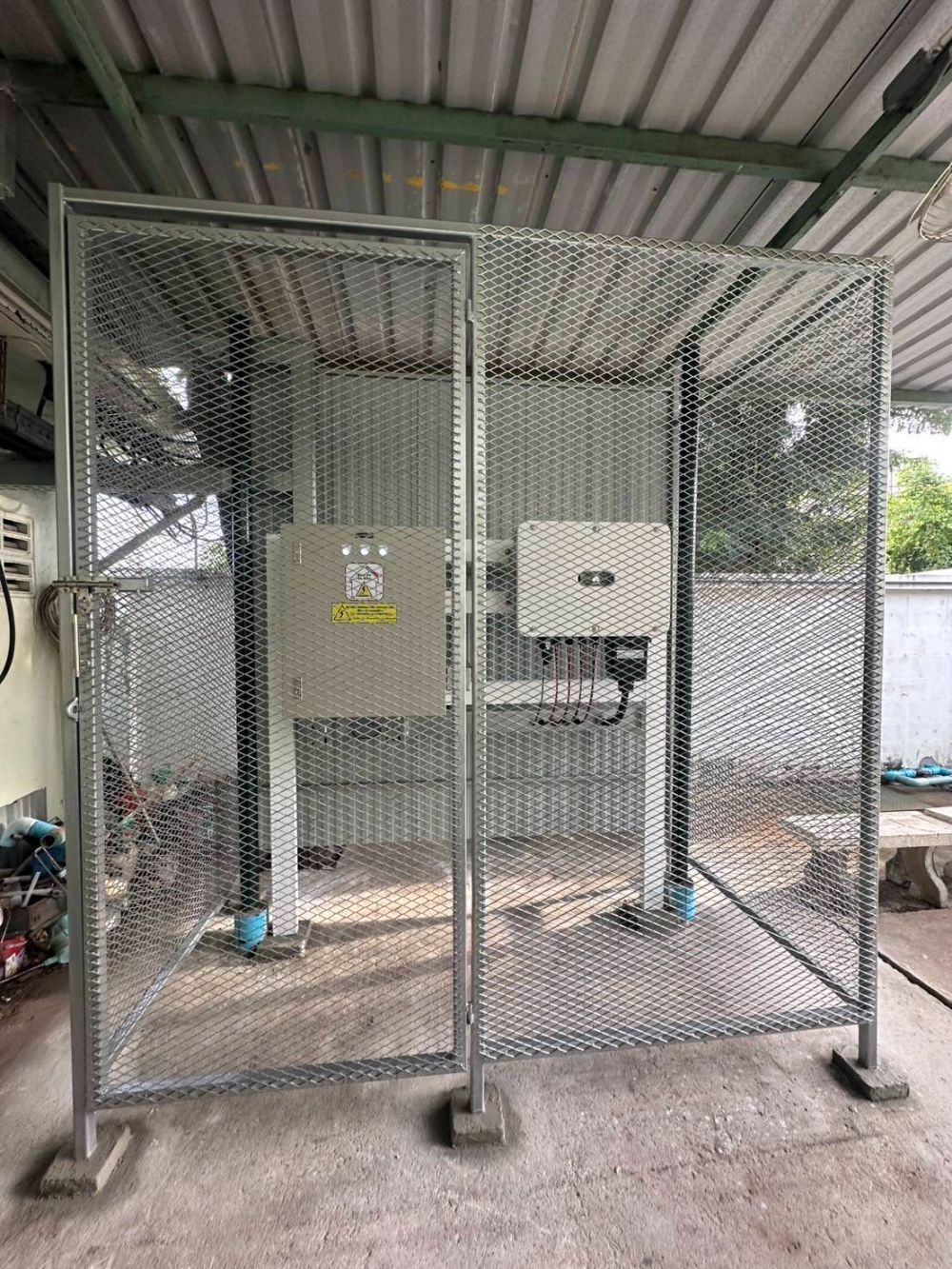 ผลงานติดตั้งโซลาร์เซลล์บ้านและโรงงาน by GEE Solar