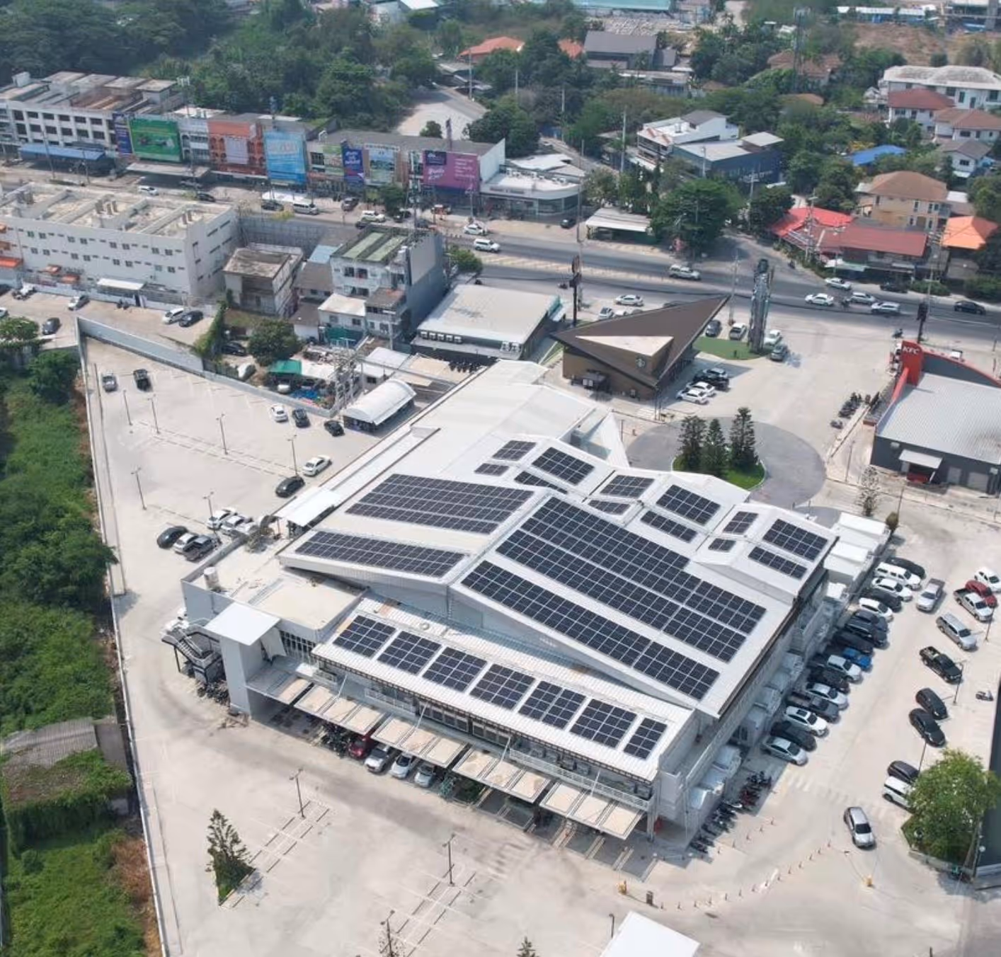 ติดตั้งโซลาร์เซลล์ 203 kWp Community Food Mall | GEE Solar