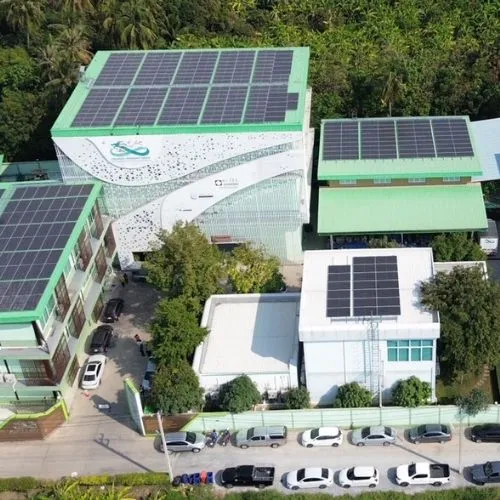 งานติดตั้งโซลาร์เซลล์บ้านและโรงงาน by GEE Solar