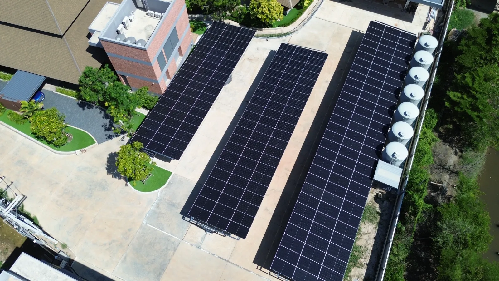 ติดตั้งโซลาร์เซลล์ 195 kWp | ผลงาน GEE Solar